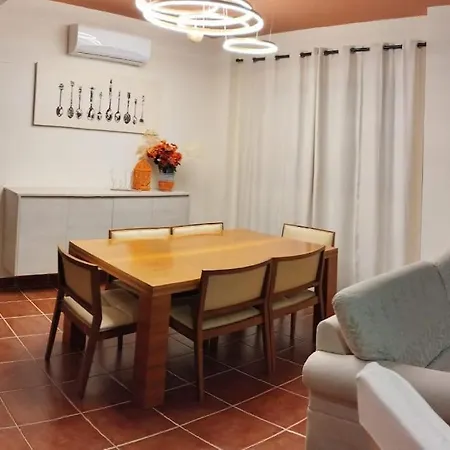 Holiday home En Sierramagna, Piscina Abierta *